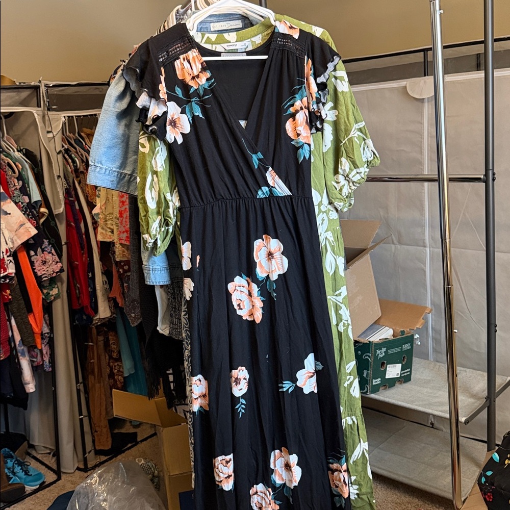 Loveappella Maxi Dress